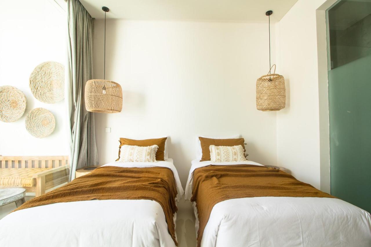 Pelangi 148 Beach Suites スミニャック エクステリア 写真