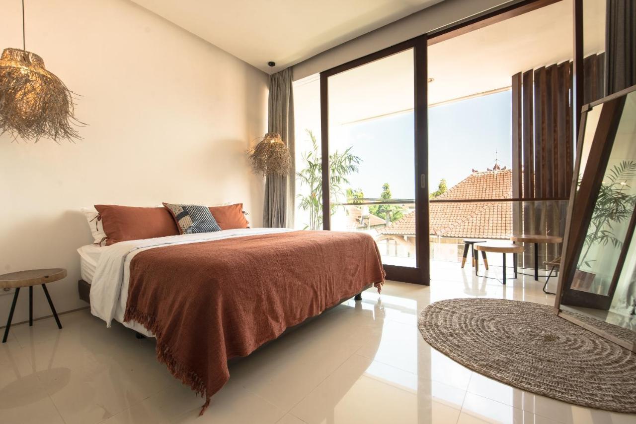 Pelangi 148 Beach Suites スミニャック エクステリア 写真